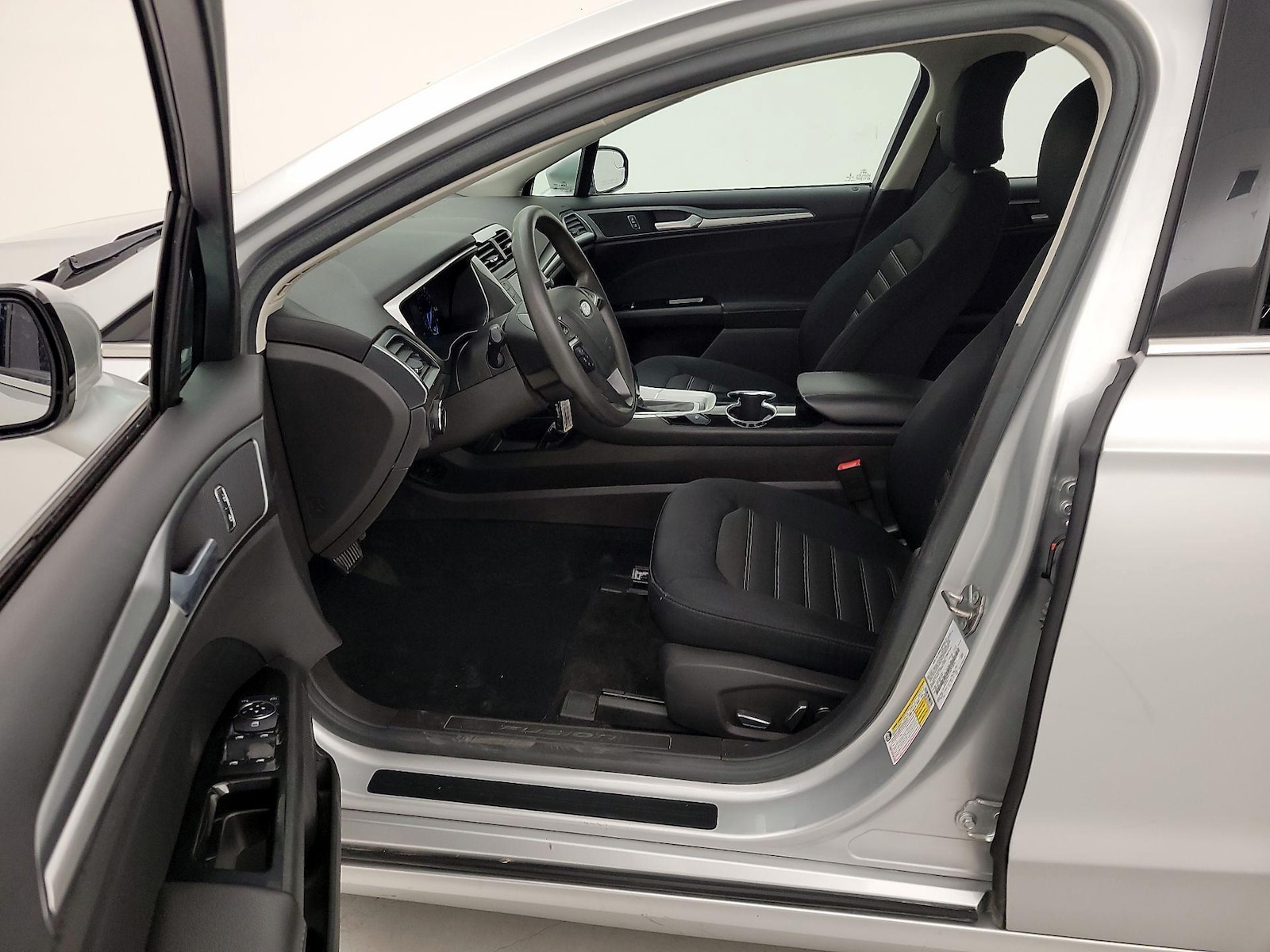 Power Seat(s) & Side Airbags