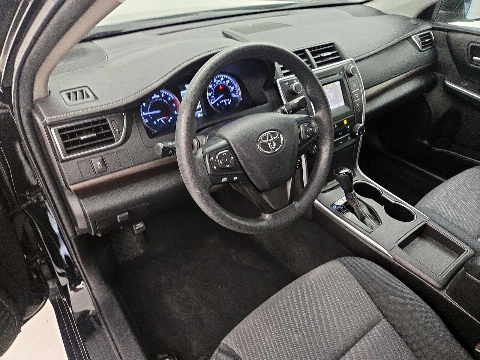 Power Seat(s) & Side Airbags