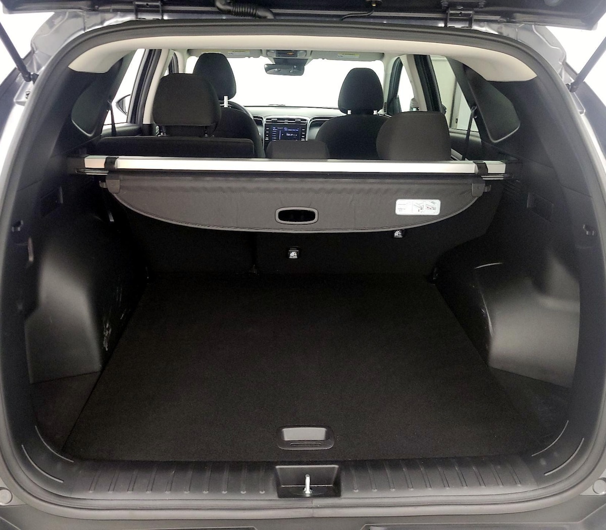Trunk/Cargo (Seats Up)