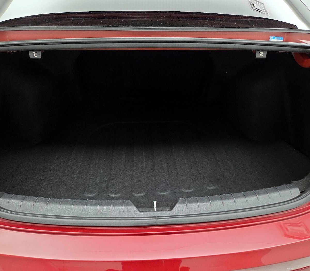 Trunk/Cargo (Seats Up)