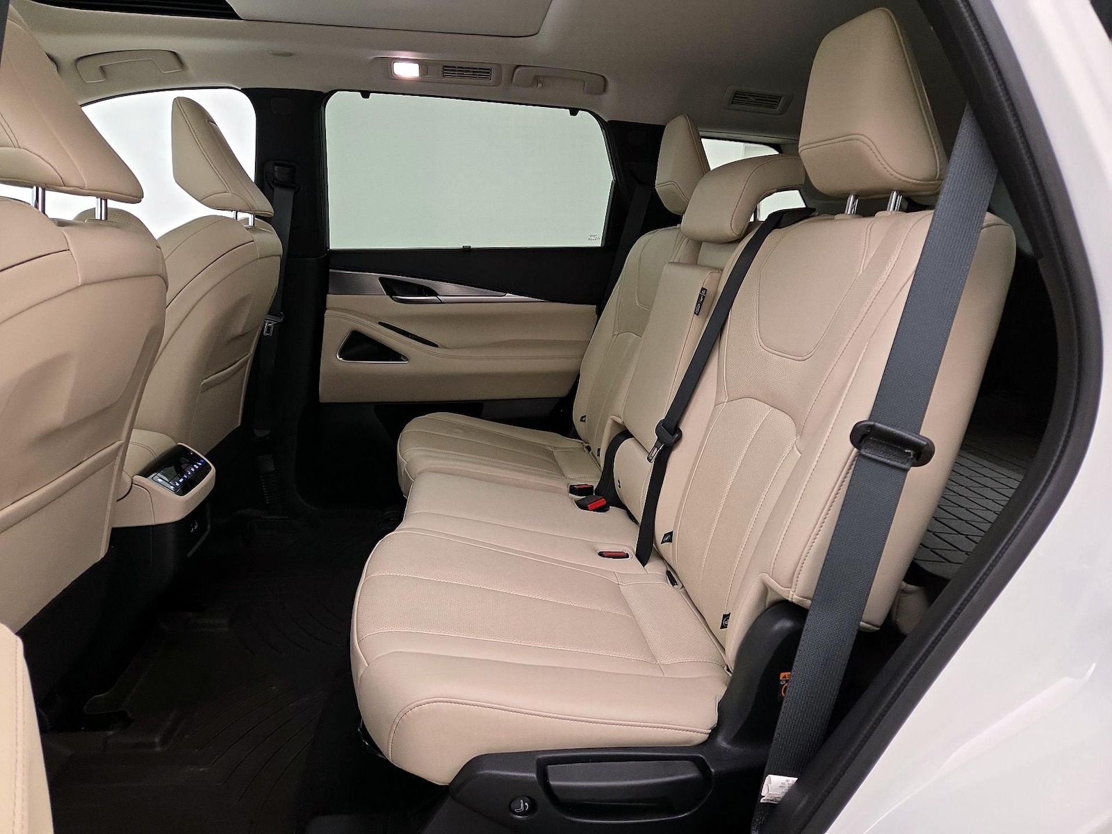 Rear Air Conditioning