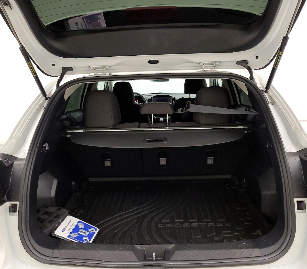 Trunk/Cargo (Seats Up)