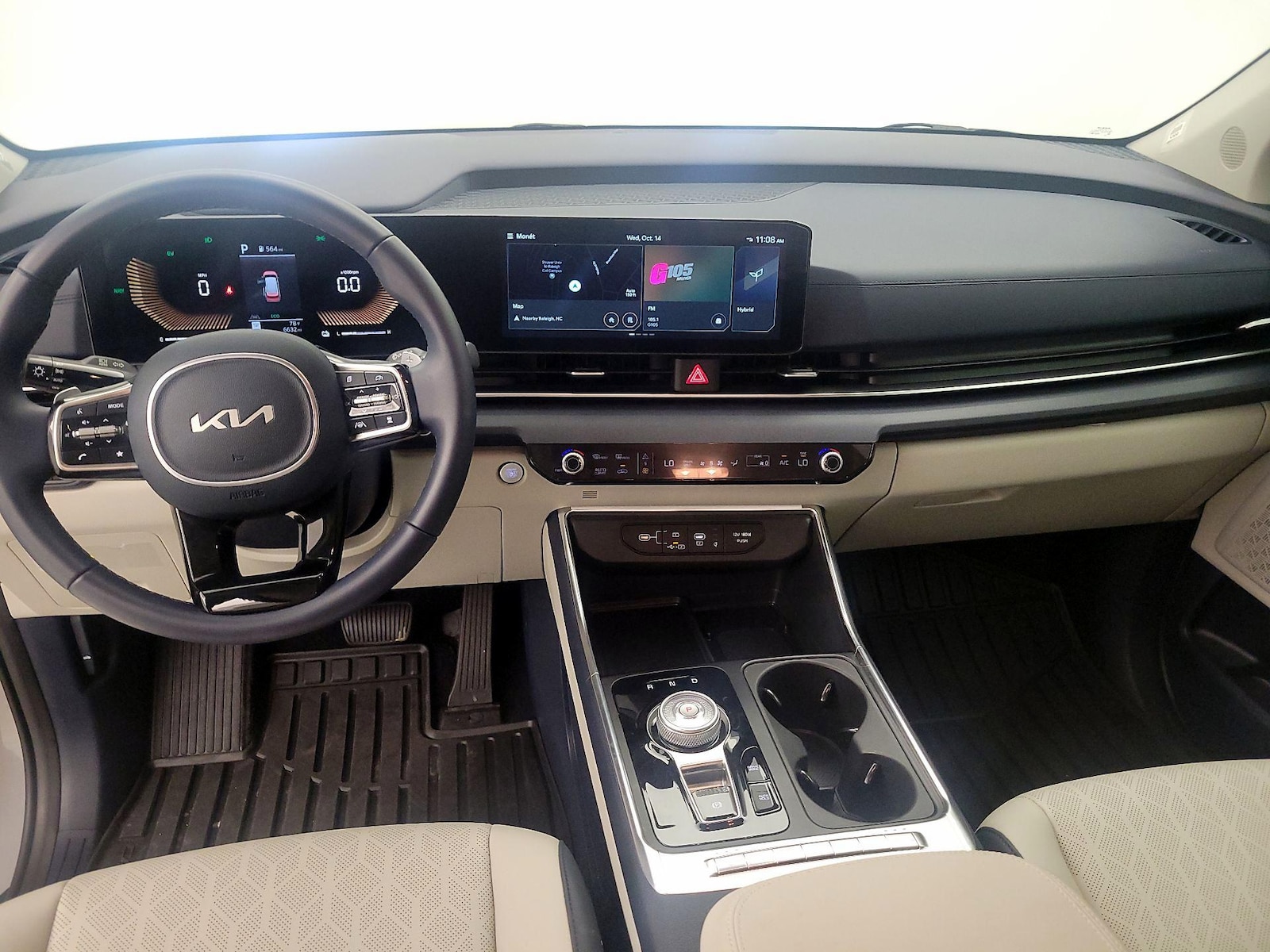 Apple CarPlay® & Android Auto™