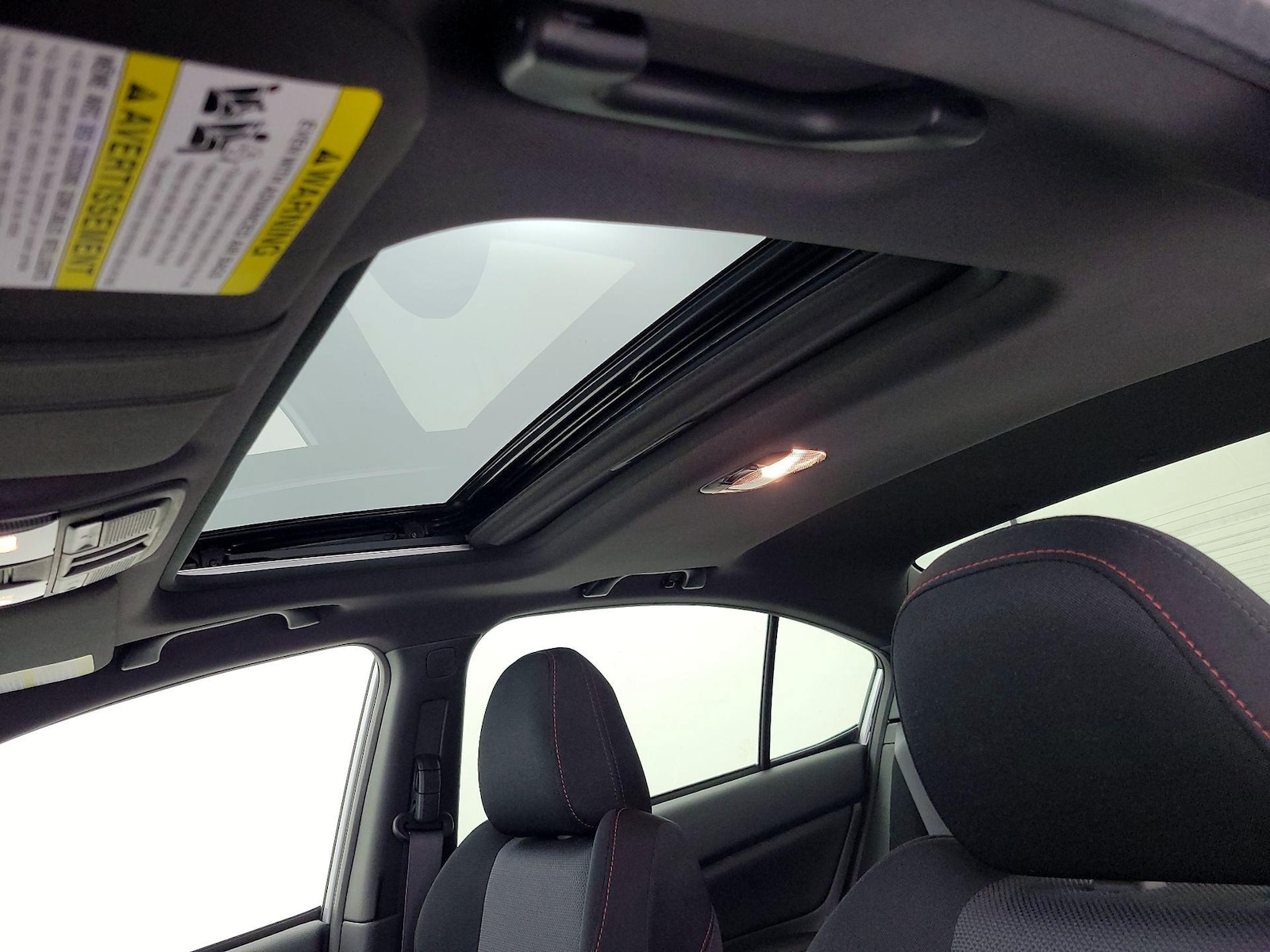 Sunroof(s) & Overhead Airbags