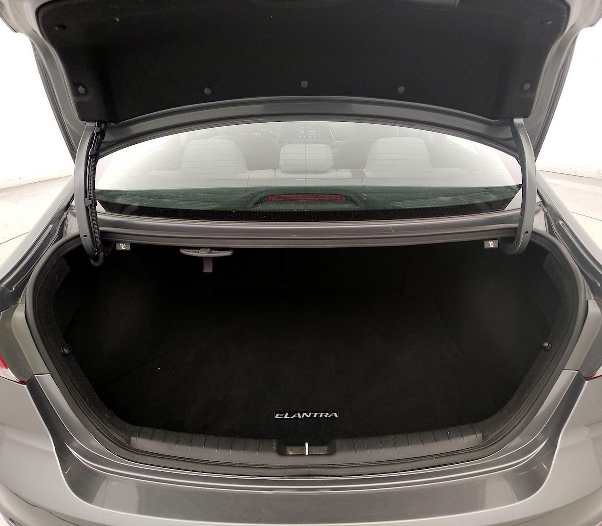 Trunk/Cargo (Seats Up)