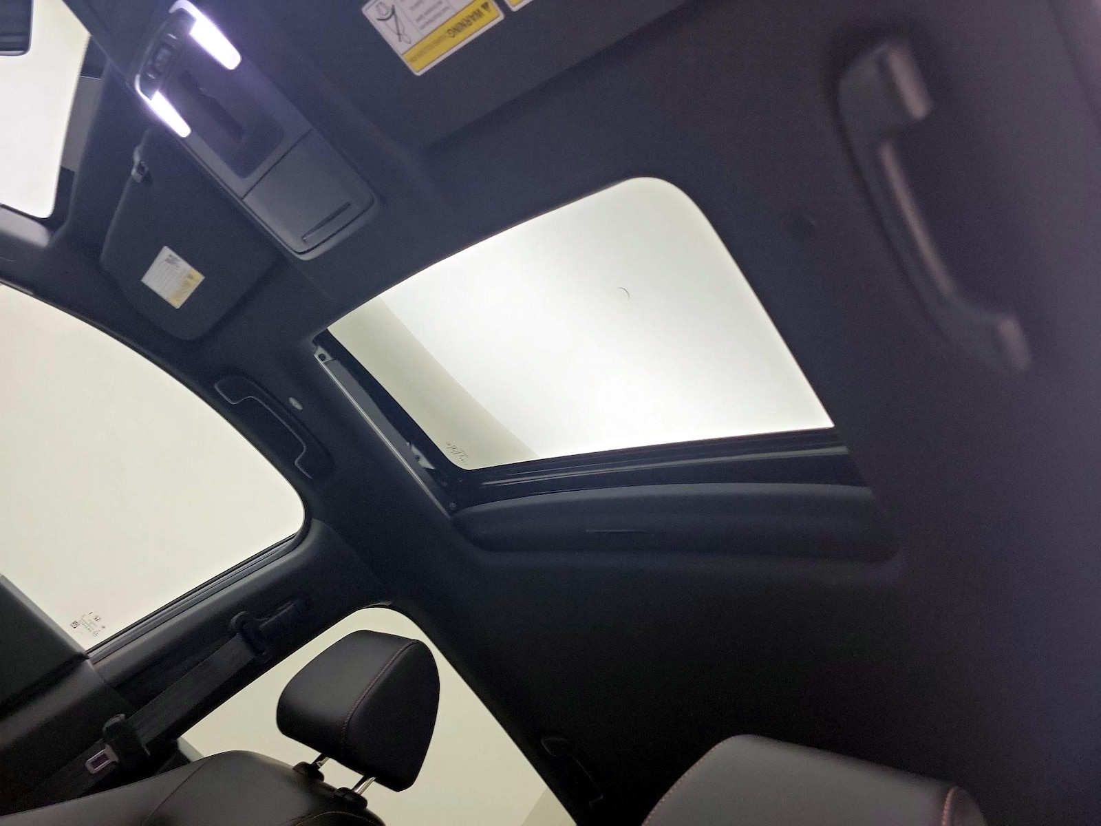 Sunroof(s) & Overhead Airbags