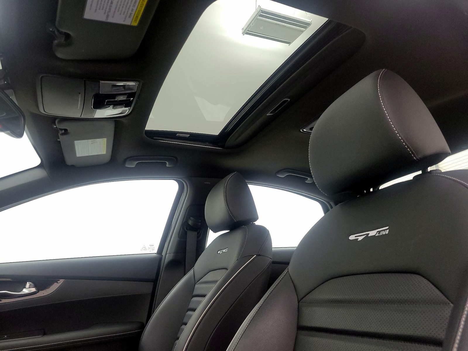 Sunroof(s) & Overhead Airbags