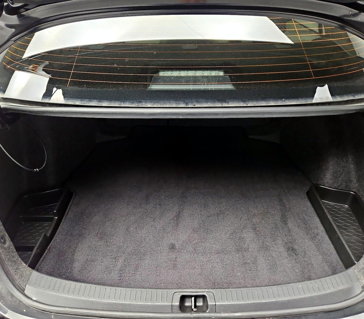 Trunk/Cargo (Seats Up)