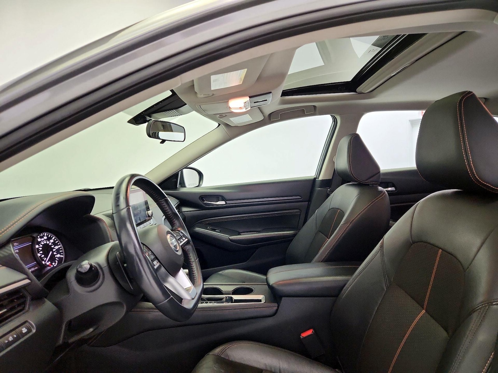 Sunroof(s) & Overhead Airbags