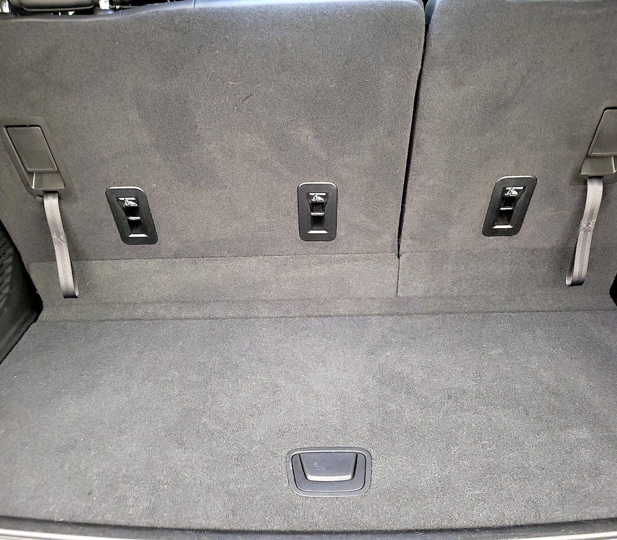Trunk/Cargo (Seats Up)