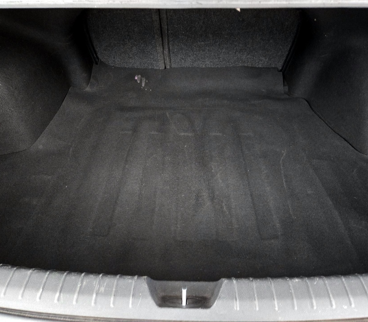Trunk/Cargo (Seats Up)