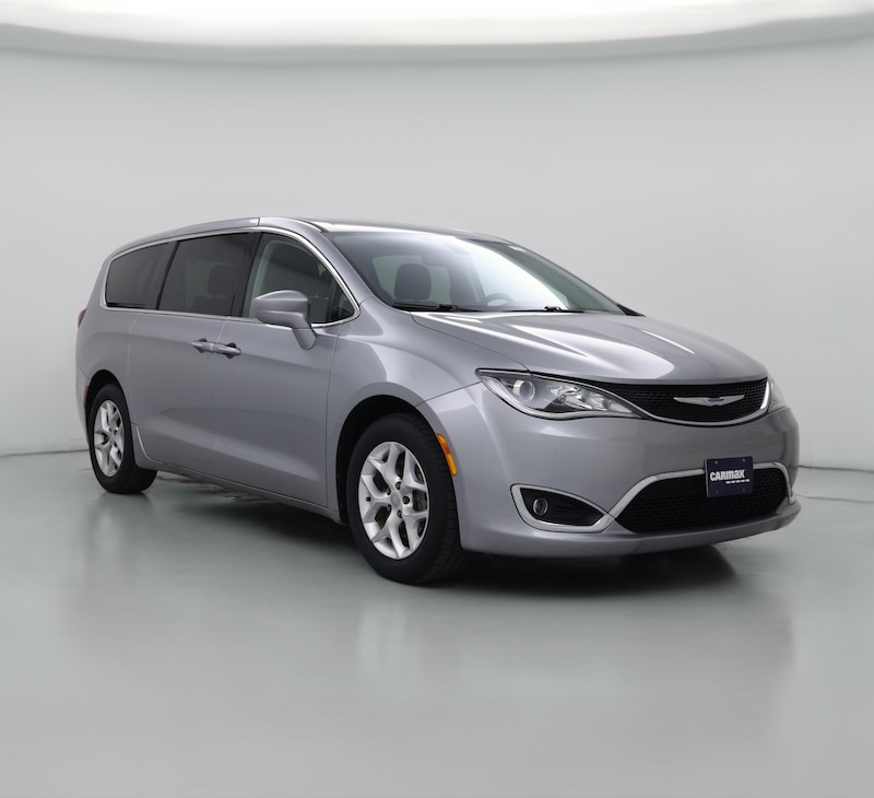2020 Chrysler Pacifica Touring
