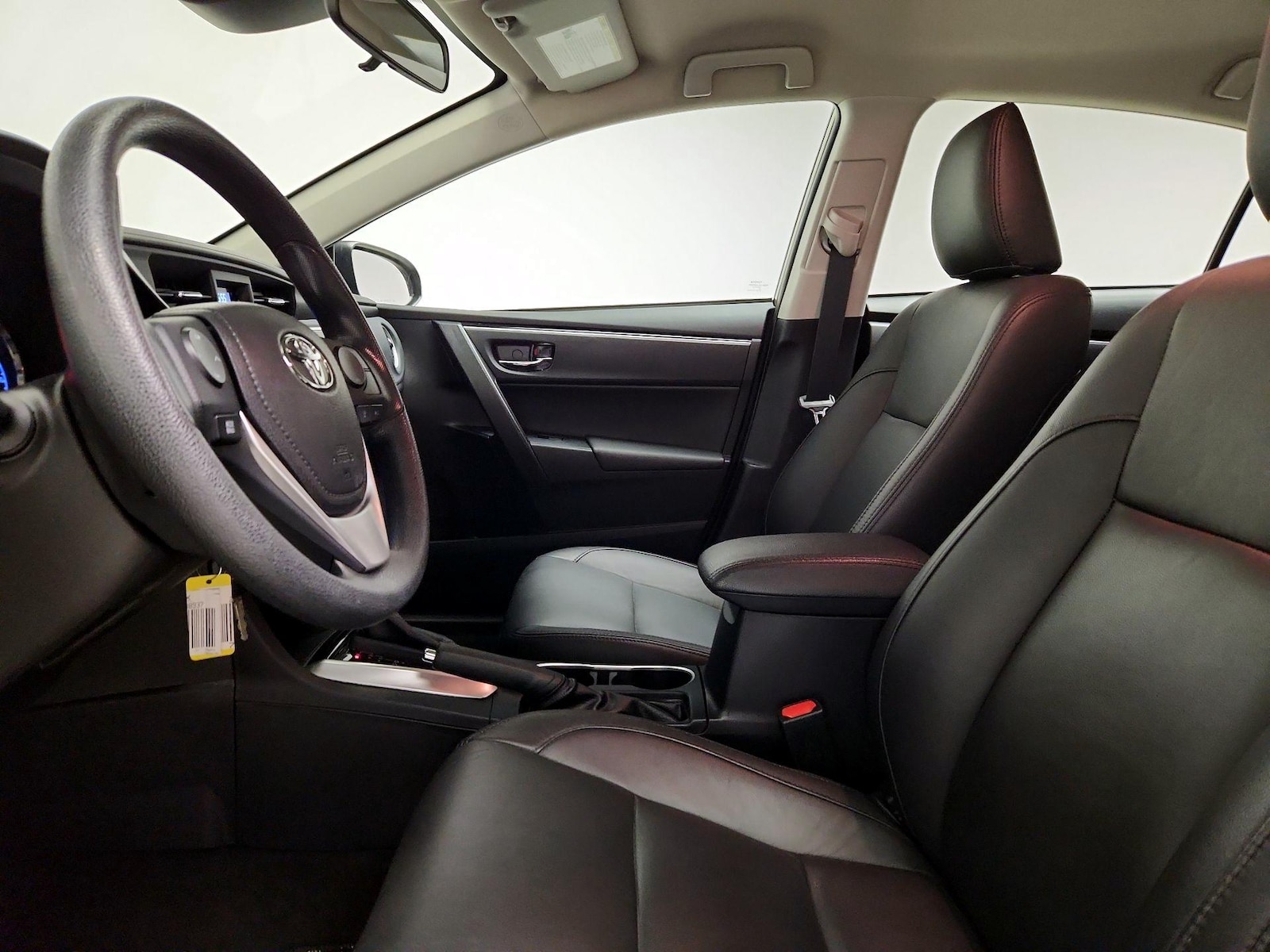 Leather Seats & Side Airbags
