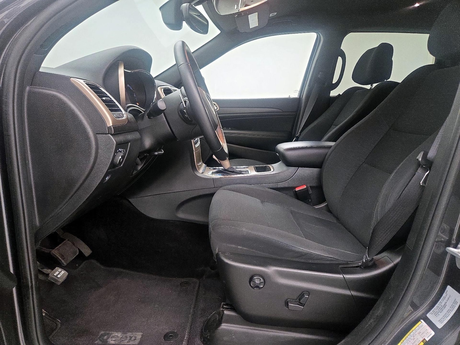 Power Seat(s) & Side Airbags