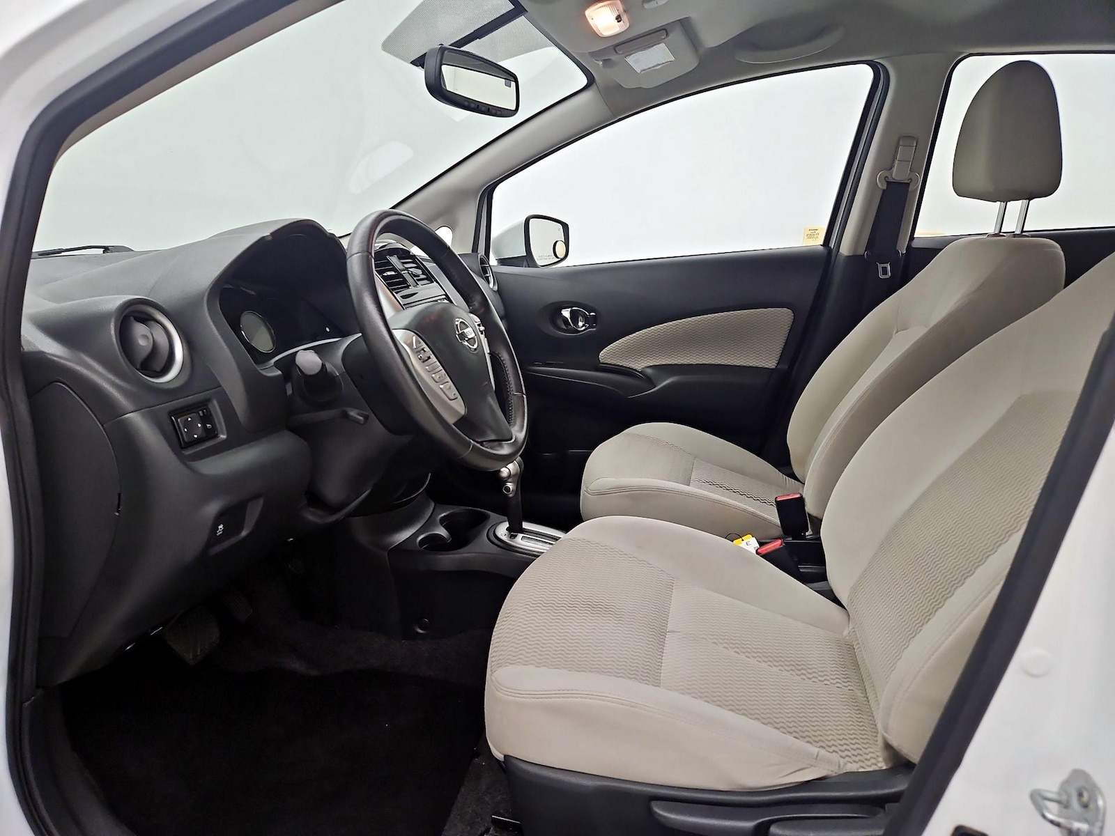 2016 Nissan Versa Note SL - Photo 12