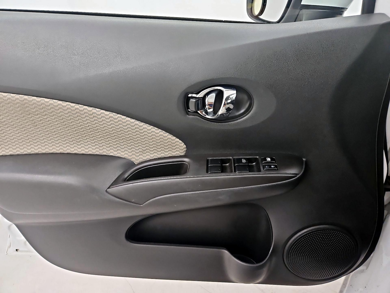 2016 Nissan Versa Note SL - Photo 13