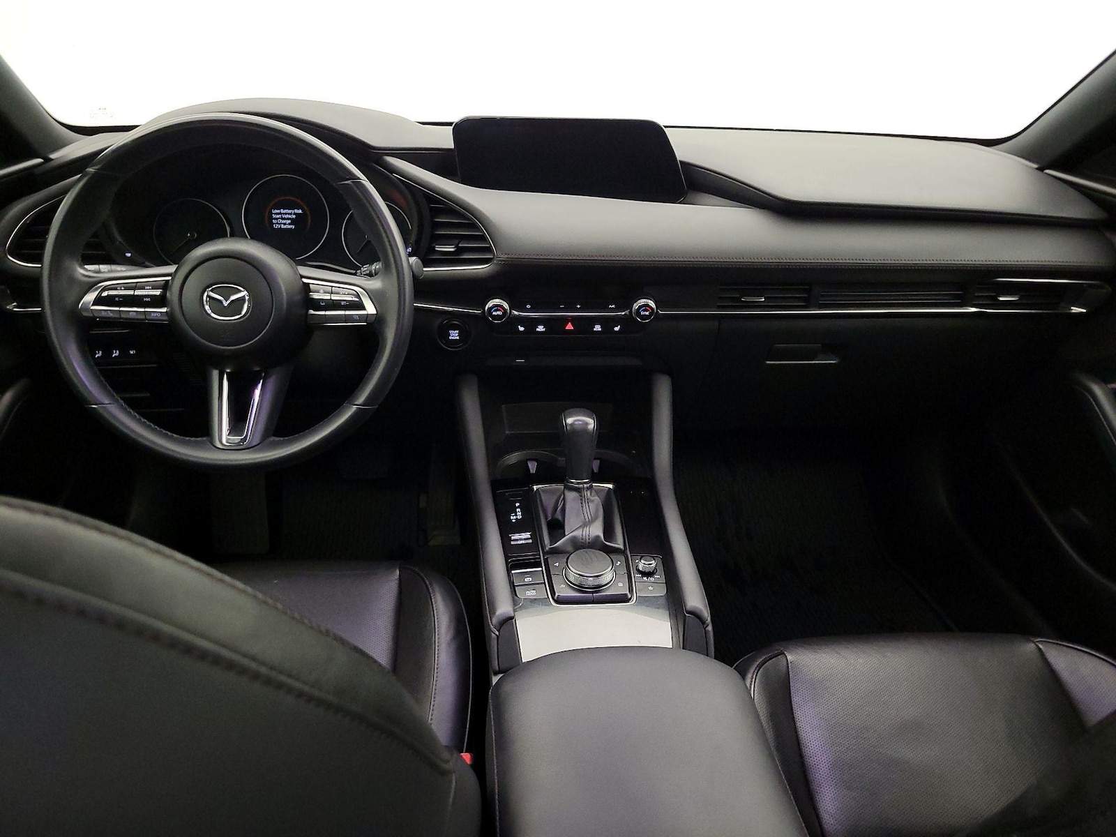 Apple CarPlay® & Head Up Display