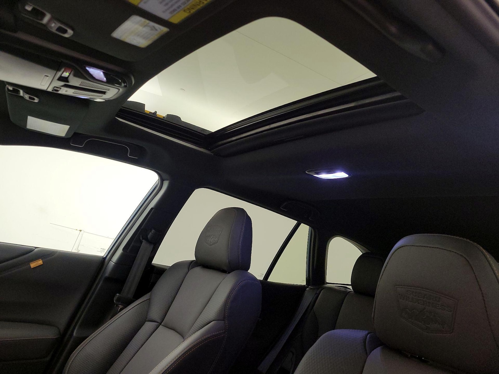 Sunroof(s) & Overhead Airbags