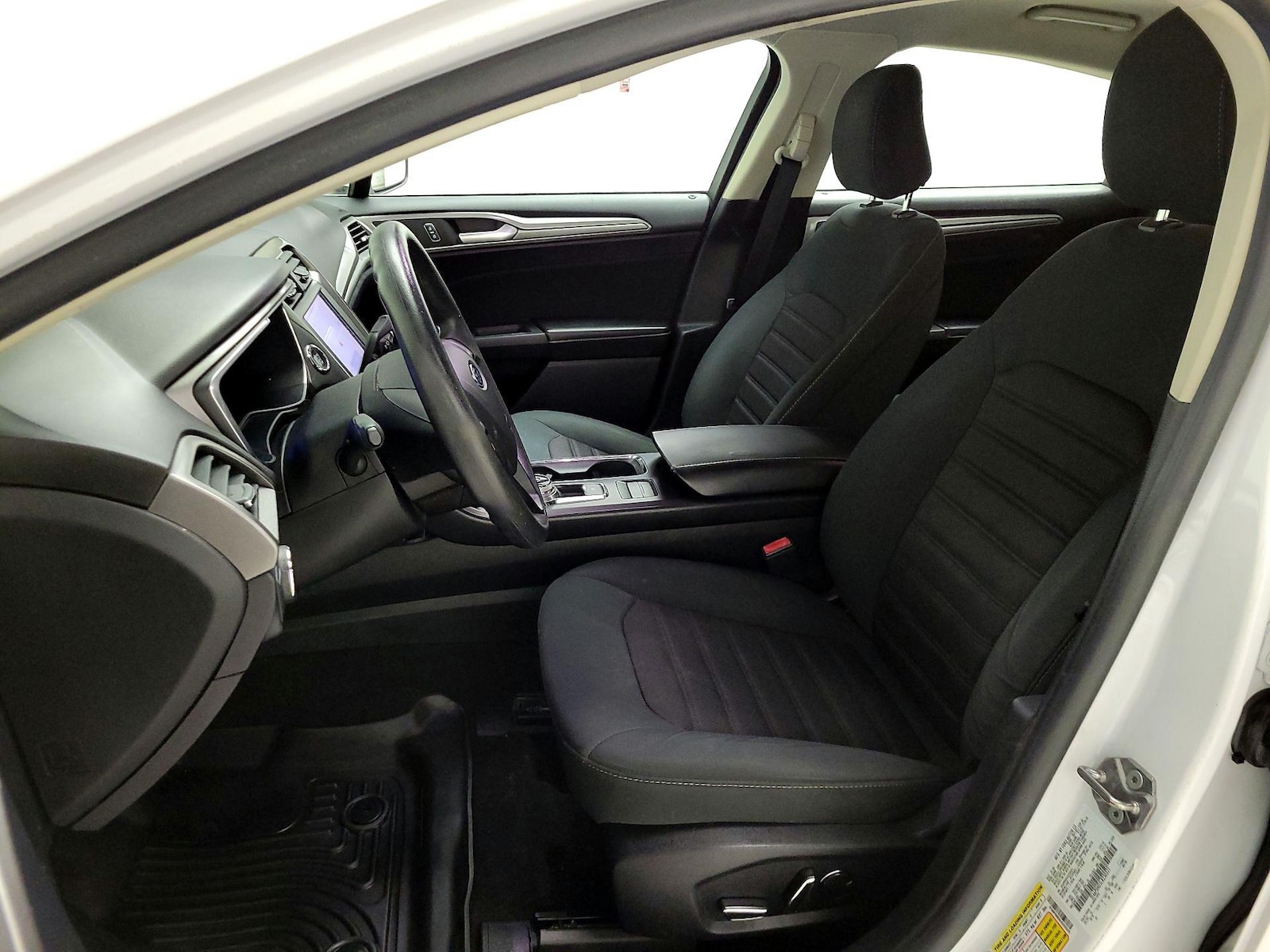 Power Seat(s) & Side Airbags