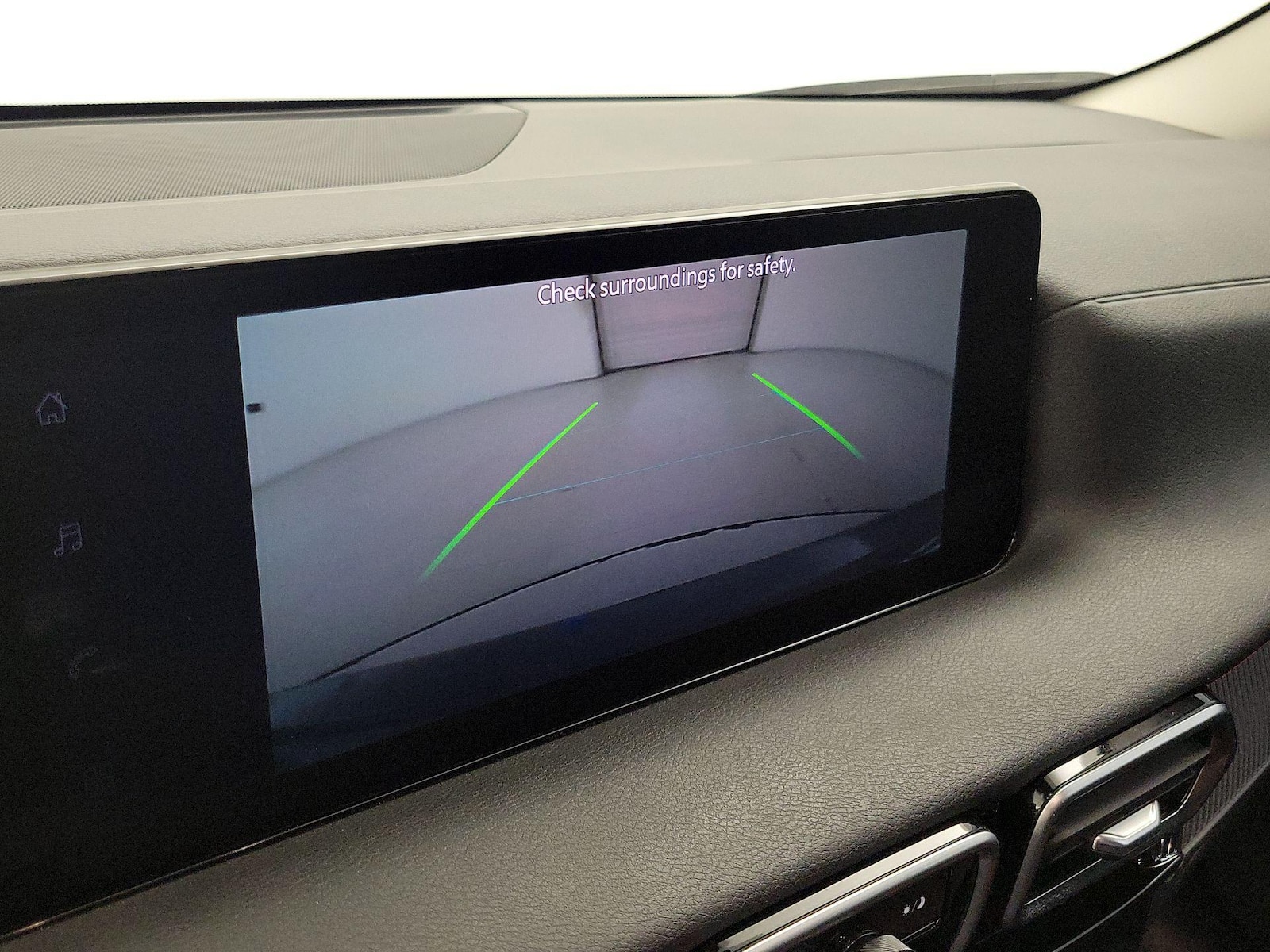 2026 Nissan Sentra SR - Photo 15