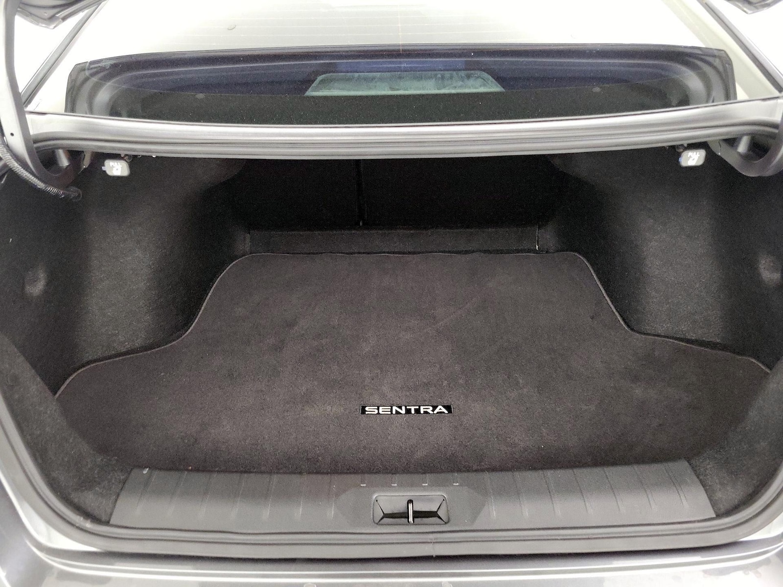 2026 Nissan Sentra SR - Photo 21
