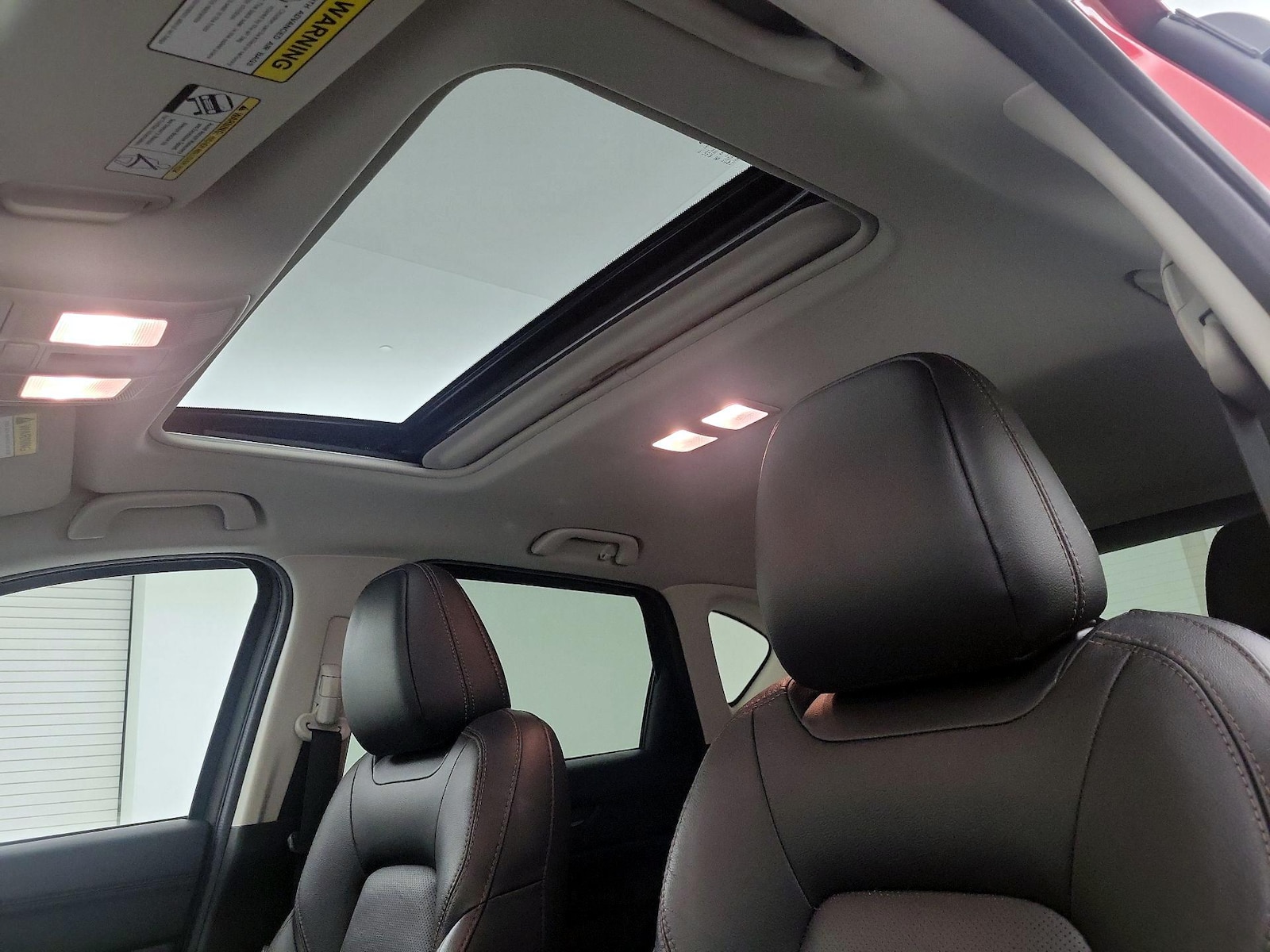 Sunroof(s) & Overhead Airbags