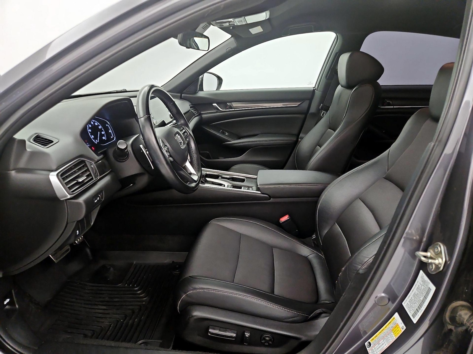 Power Seat(s) & Side Airbags