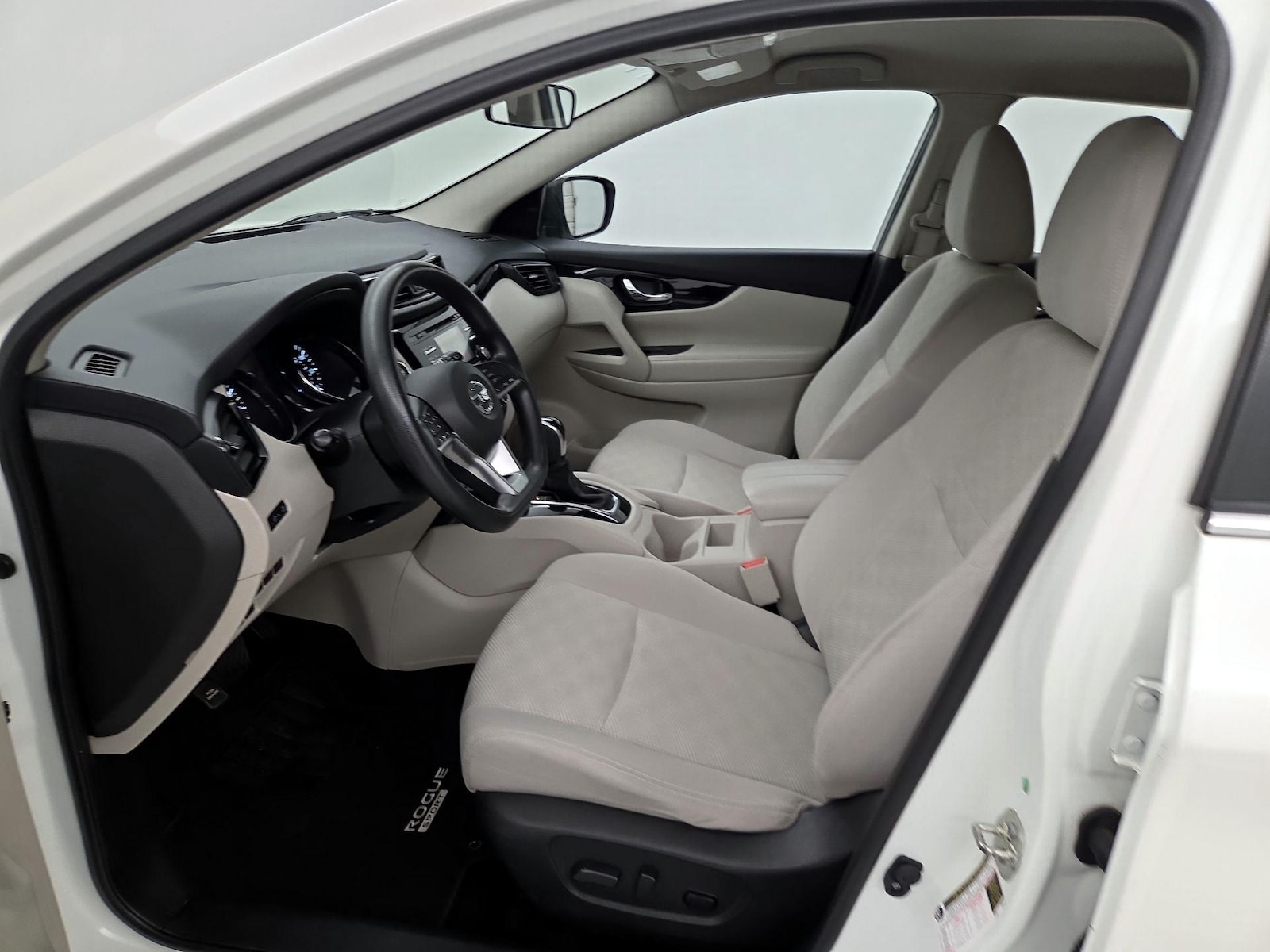 Power Seat(s) & Side Airbags