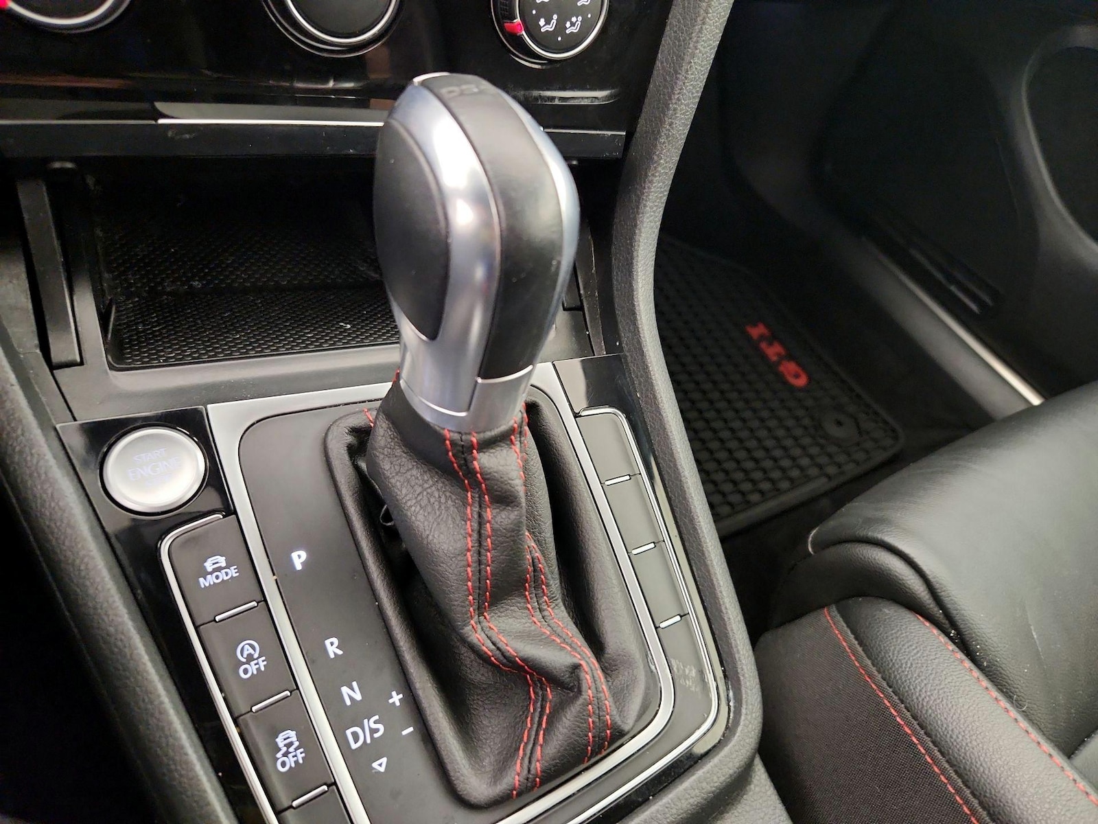 2018 Volkswagen Golf GTI SE - Photo 18