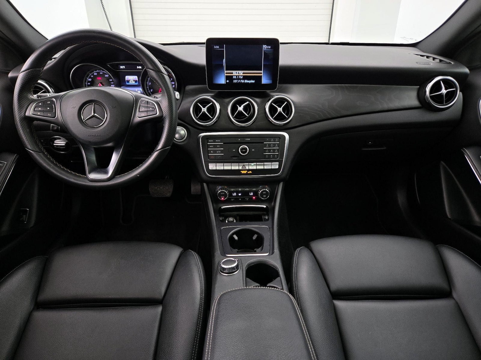 Apple CarPlay®