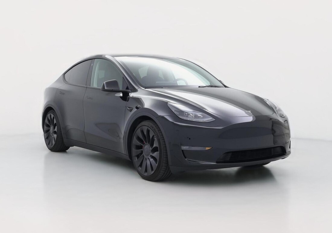 2022 Tesla Model Y Performance All-Wheel Drive in Black — CarMax photo