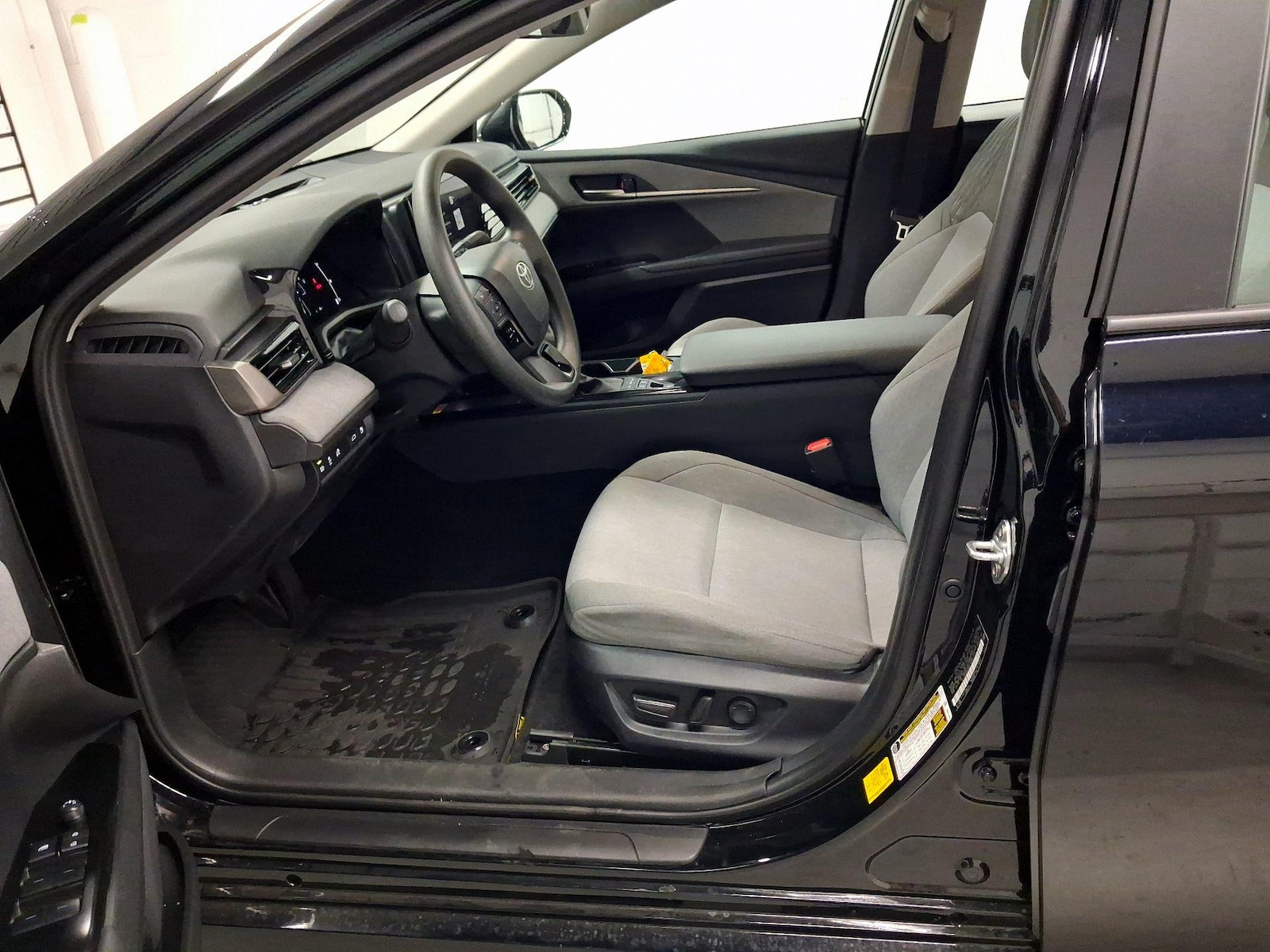 Power Seat(s) & Side Airbags