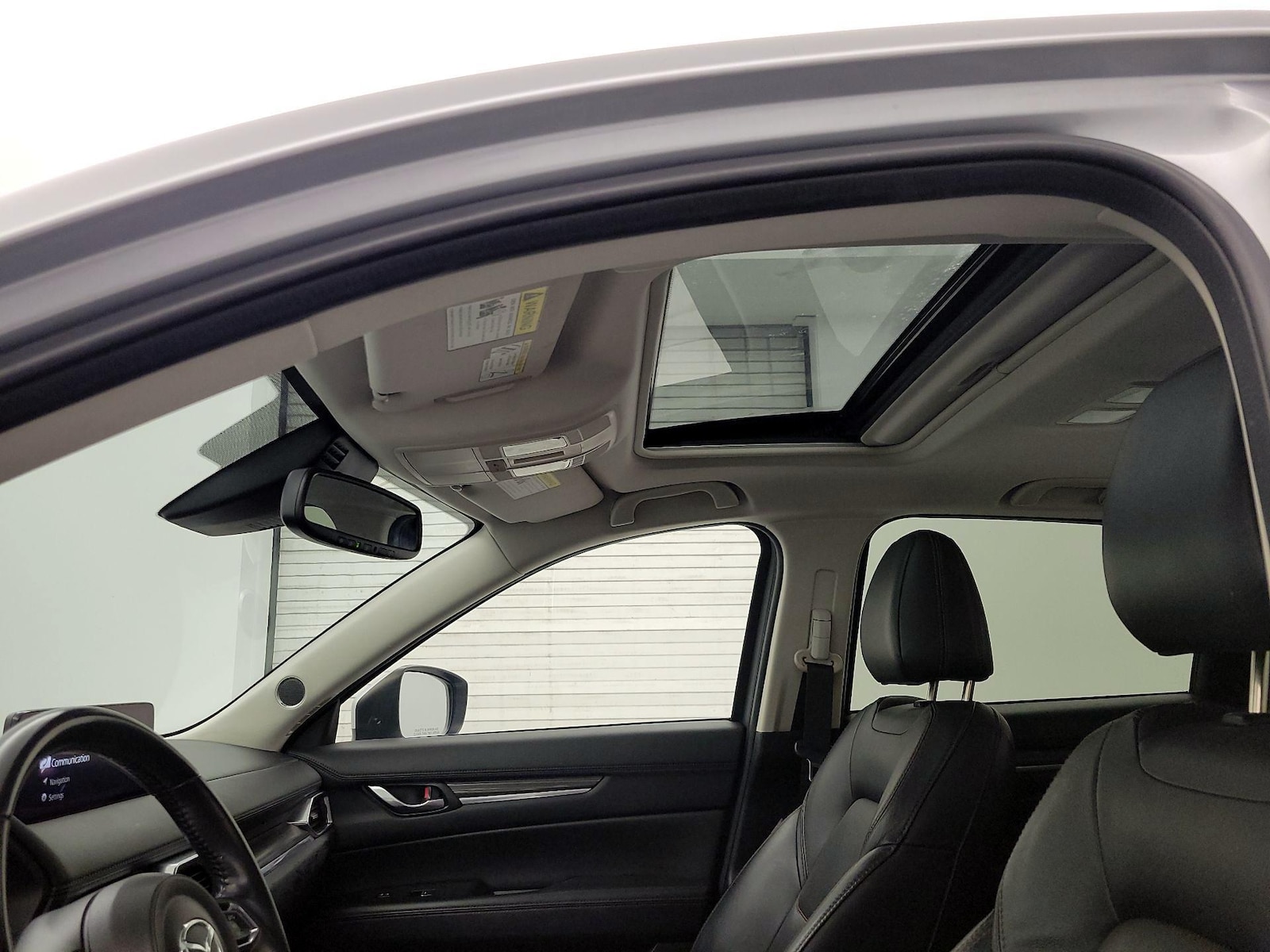 Sunroof(s) & Overhead Airbags