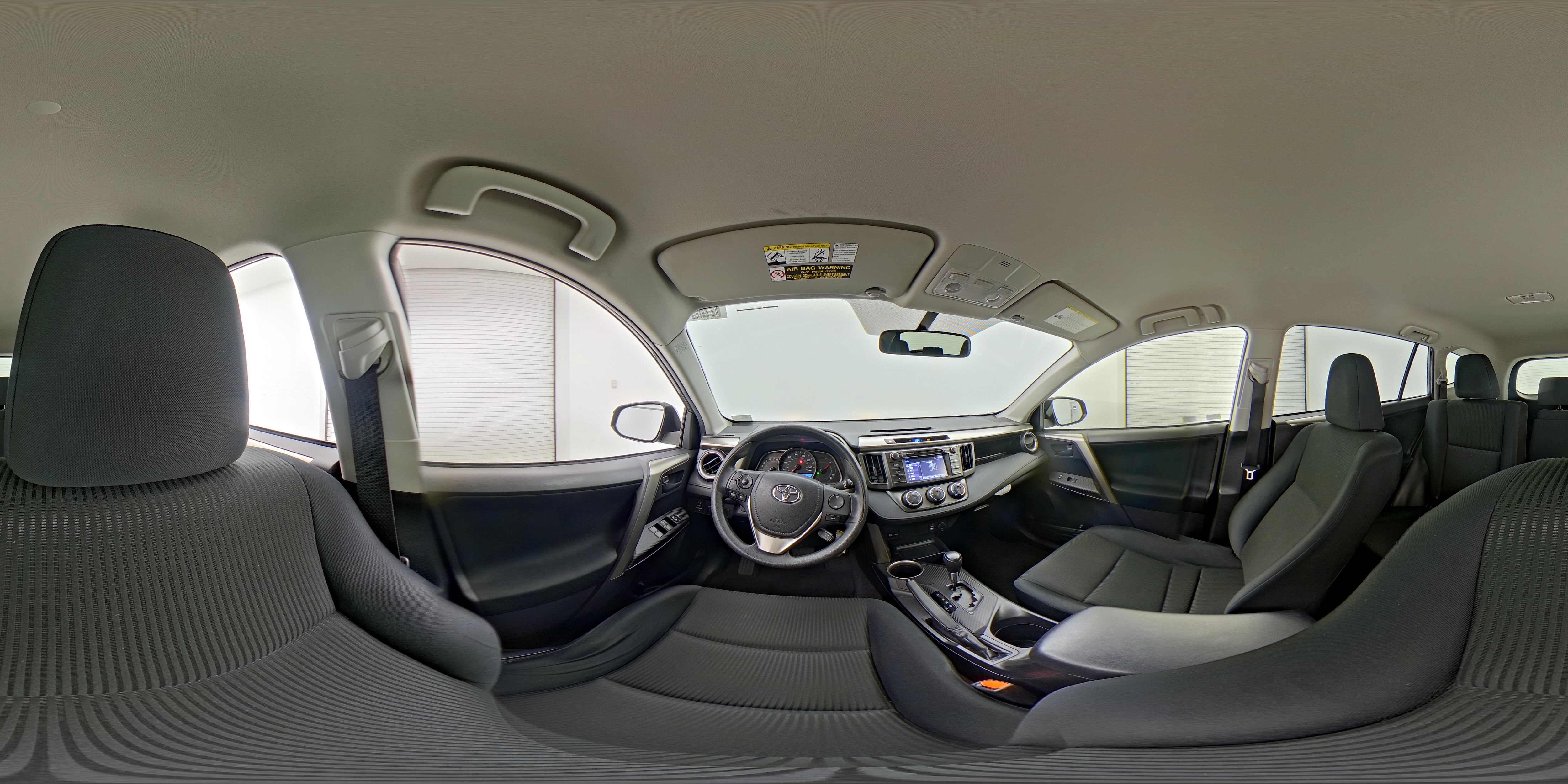 2015 Toyota RAV4 LE - Photo 26