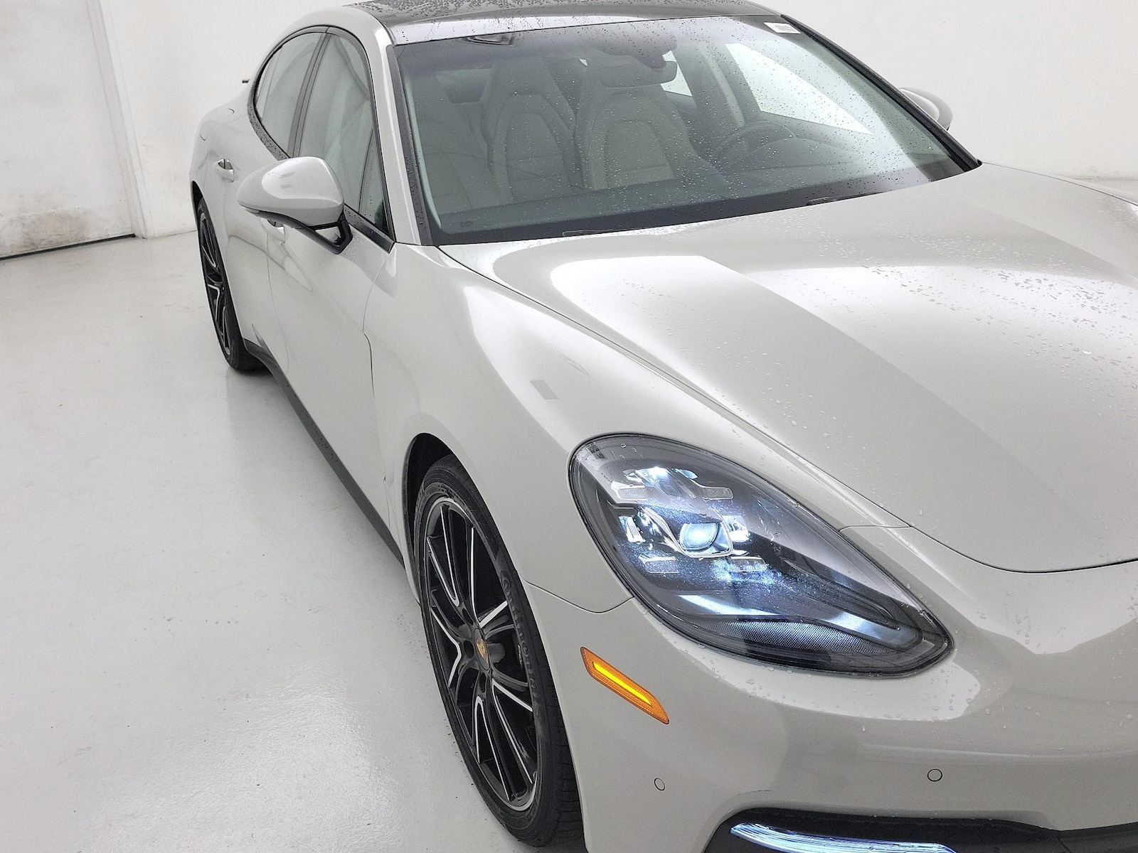 2018 Porsche Panamera
