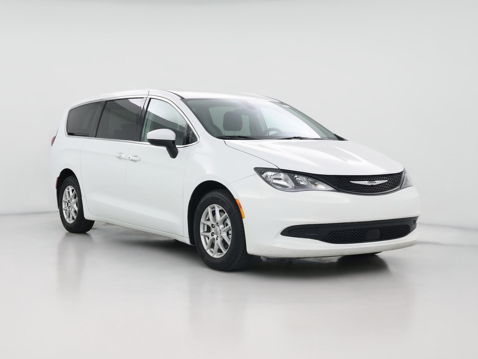 2022 Chrysler Voyager