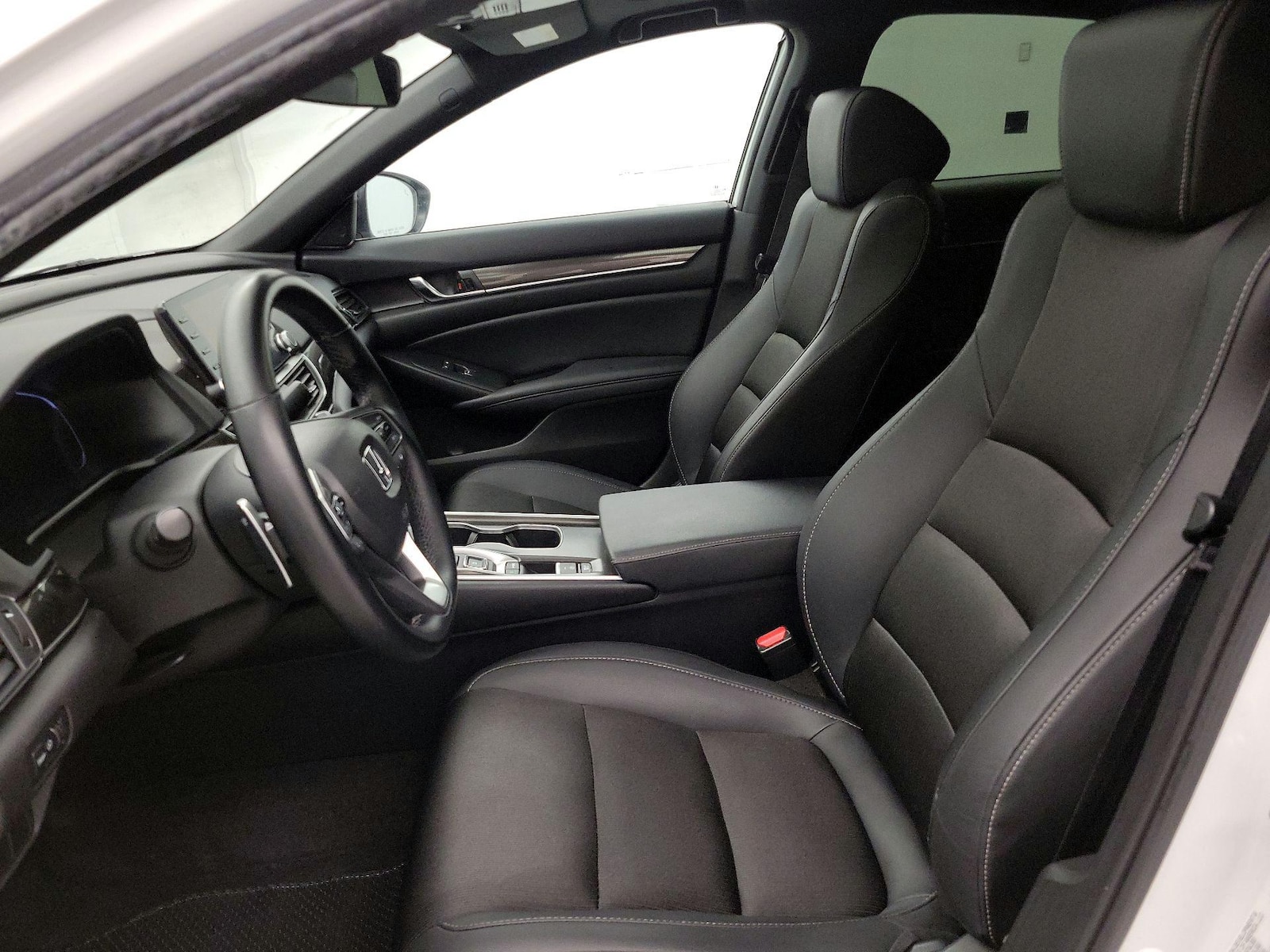 Power Seat(s) & Side Airbags