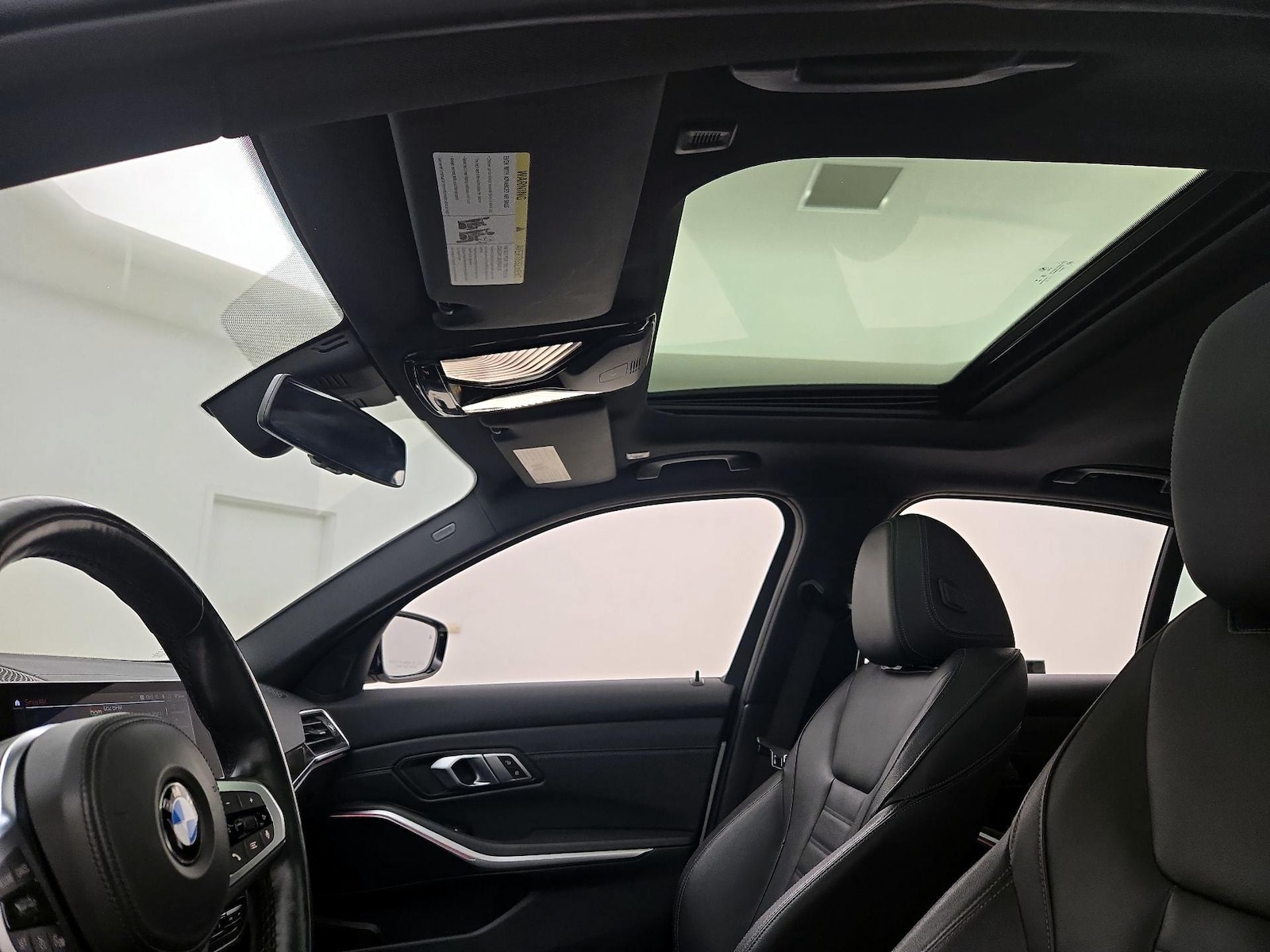 Sunroof(s) & Overhead Airbags