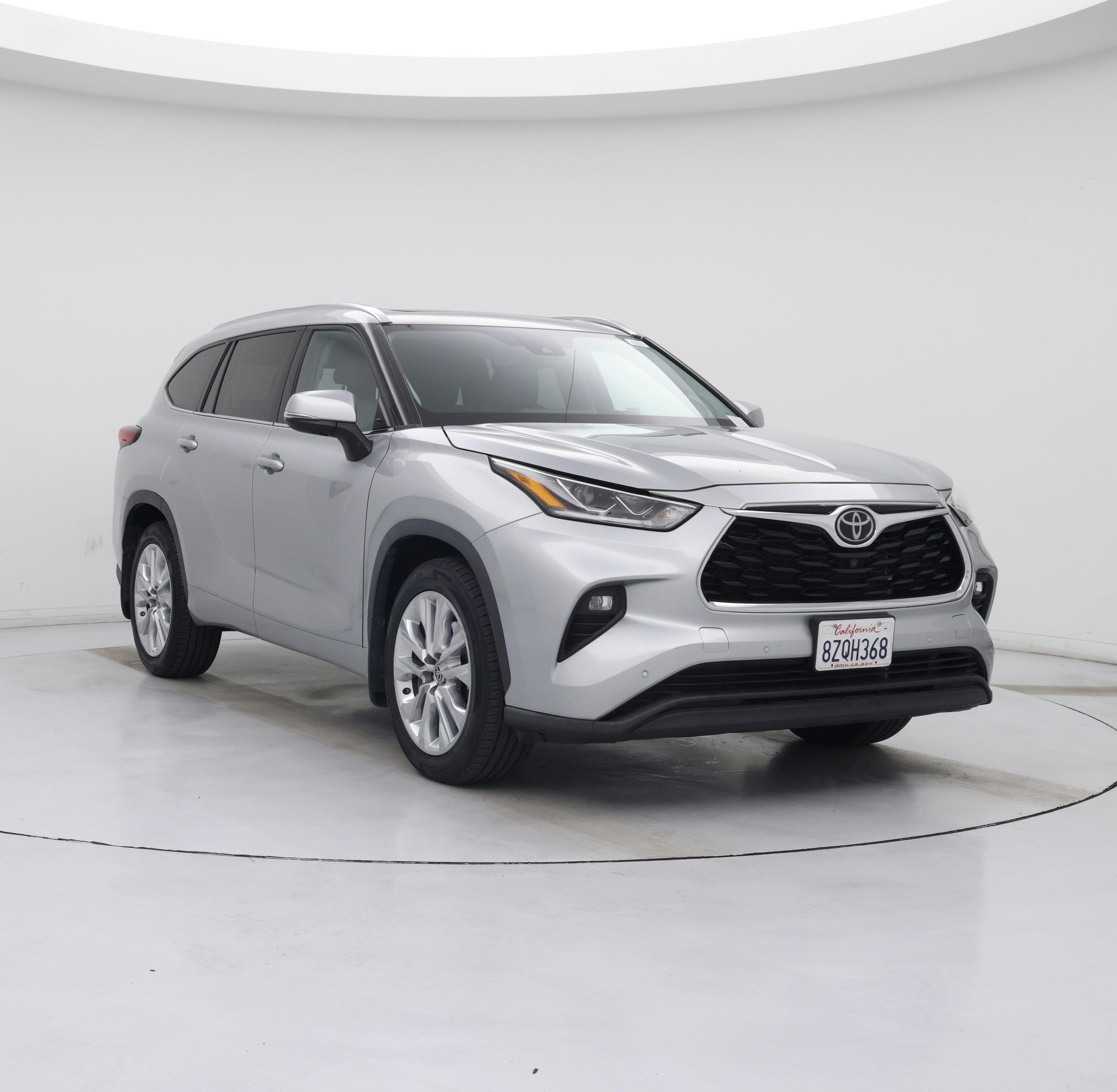 Silver 2022 Toyota Highlander SUV / Crossover All-Wheel Drive Automatic