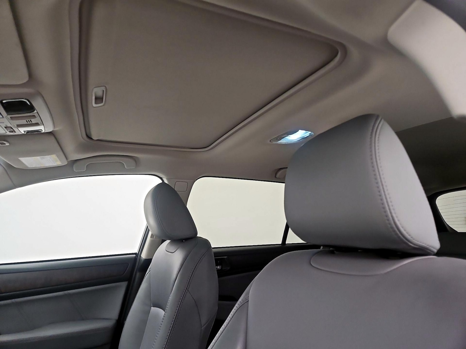 Sunroof(s) & Overhead Airbags