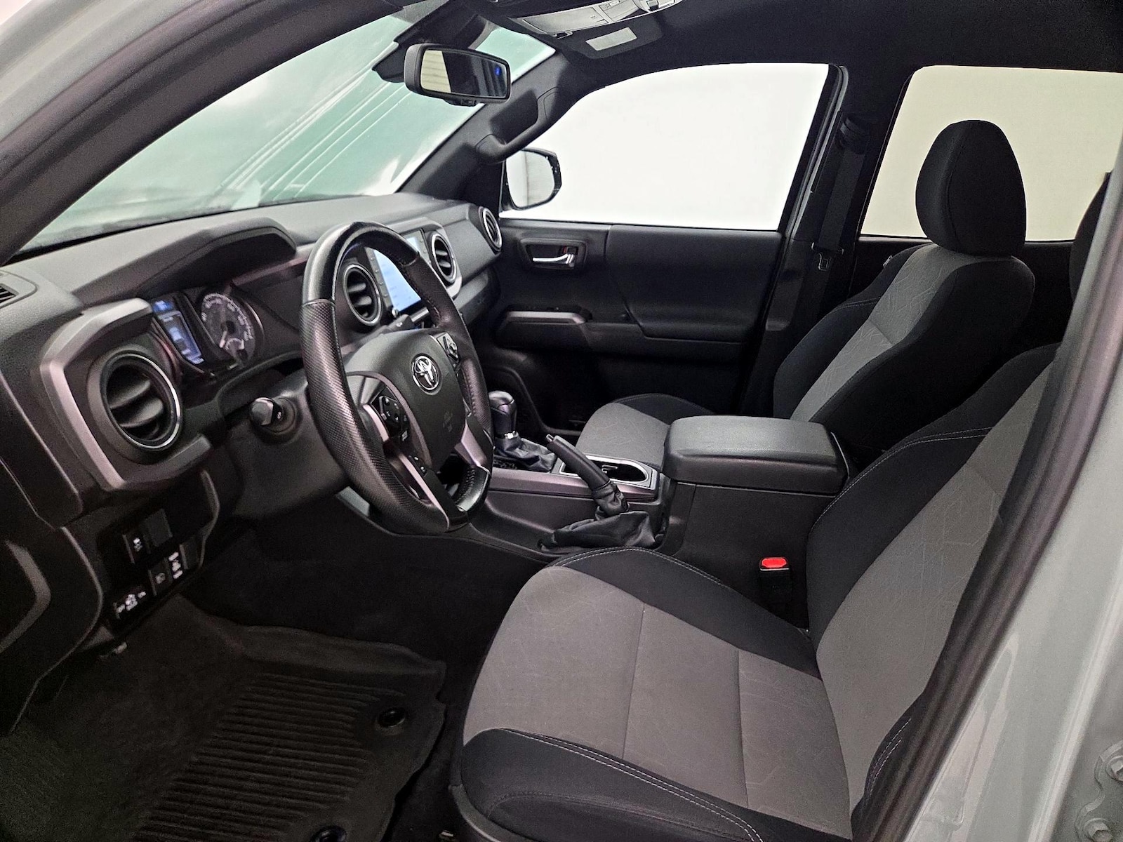 Power Seat(s) & Side Airbags