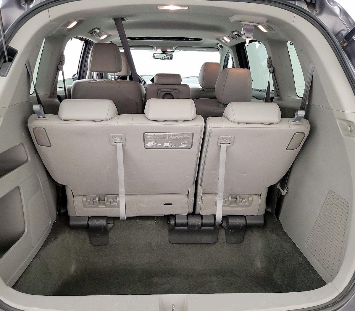 Trunk/Cargo (Seats Up)