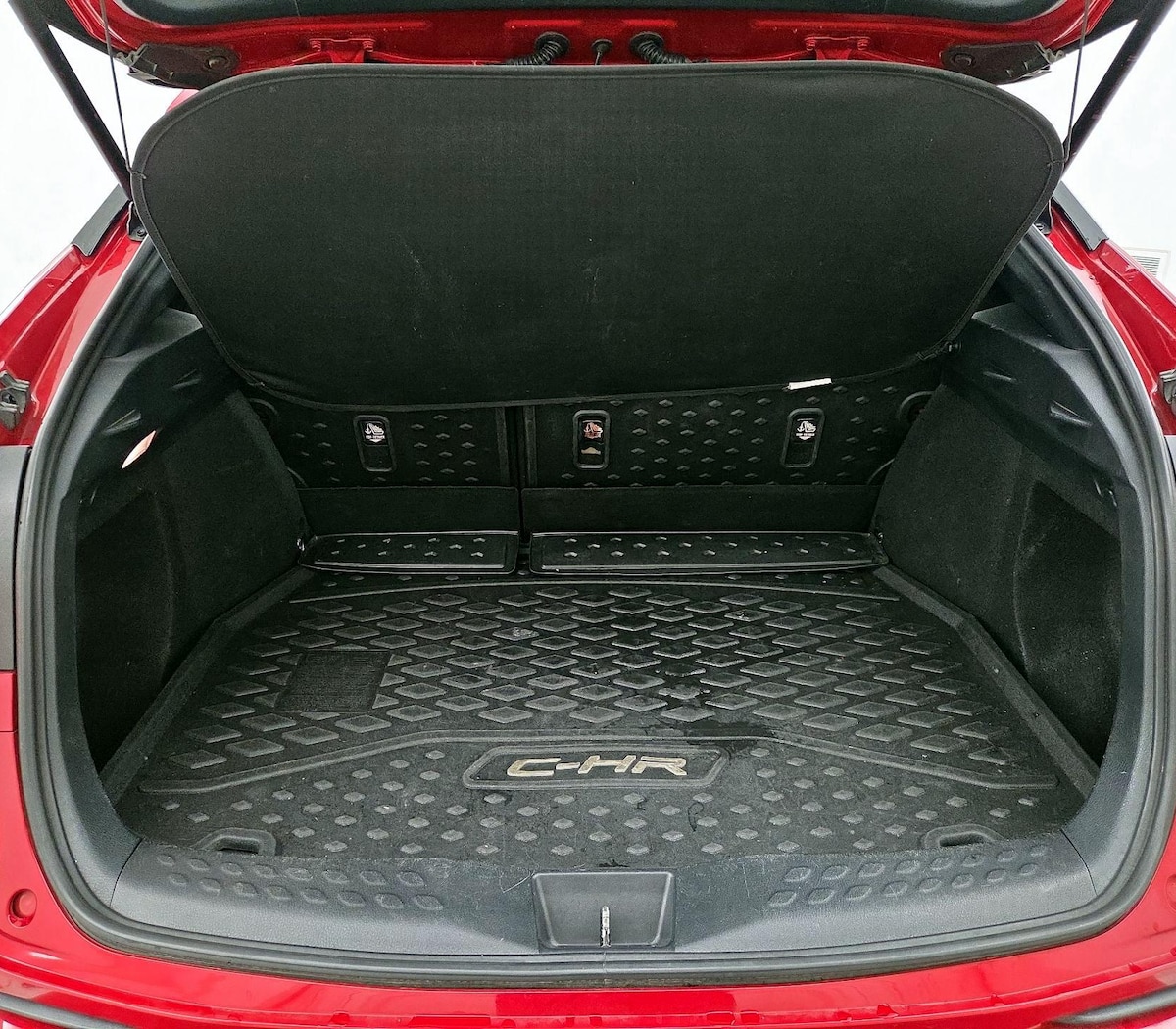 Trunk/Cargo (Seats Up)