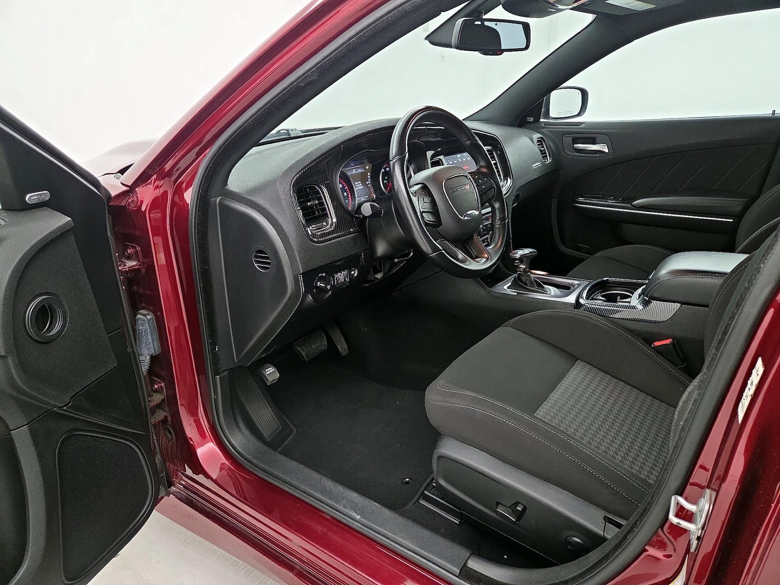 Power Seat(s) & Side Airbags