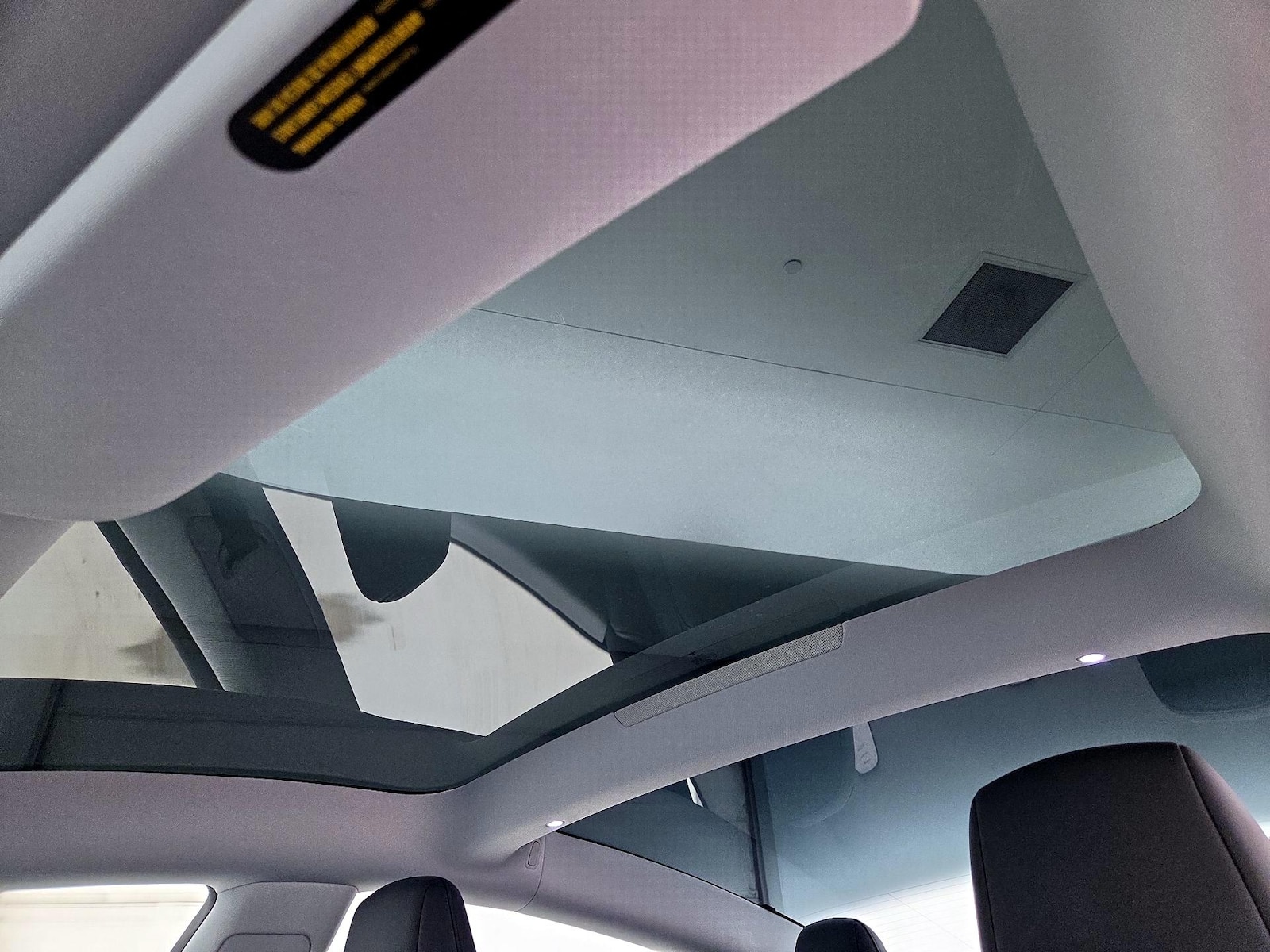 Skylight(s) & Overhead Airbags