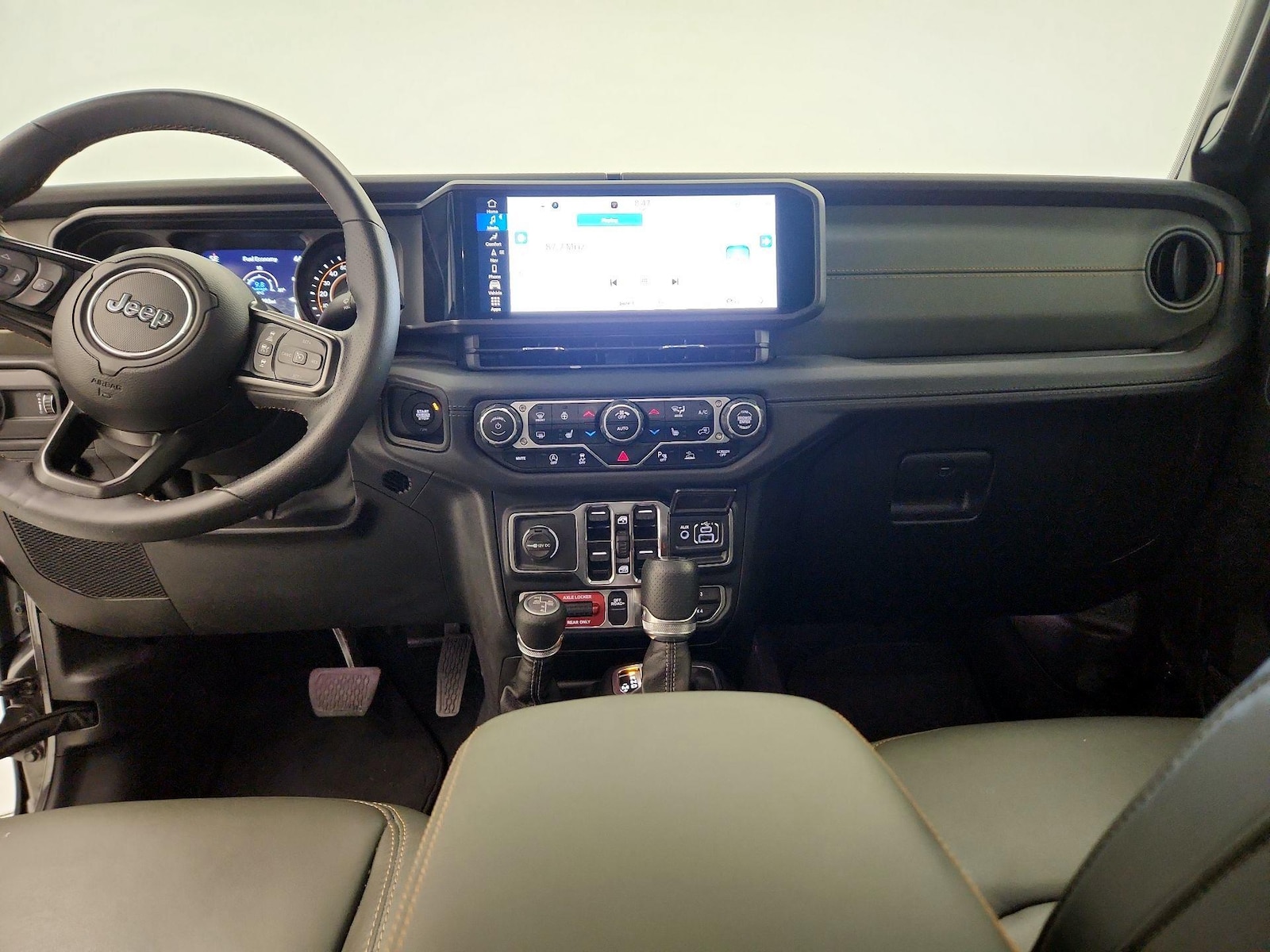 Apple CarPlay® & Android Auto™