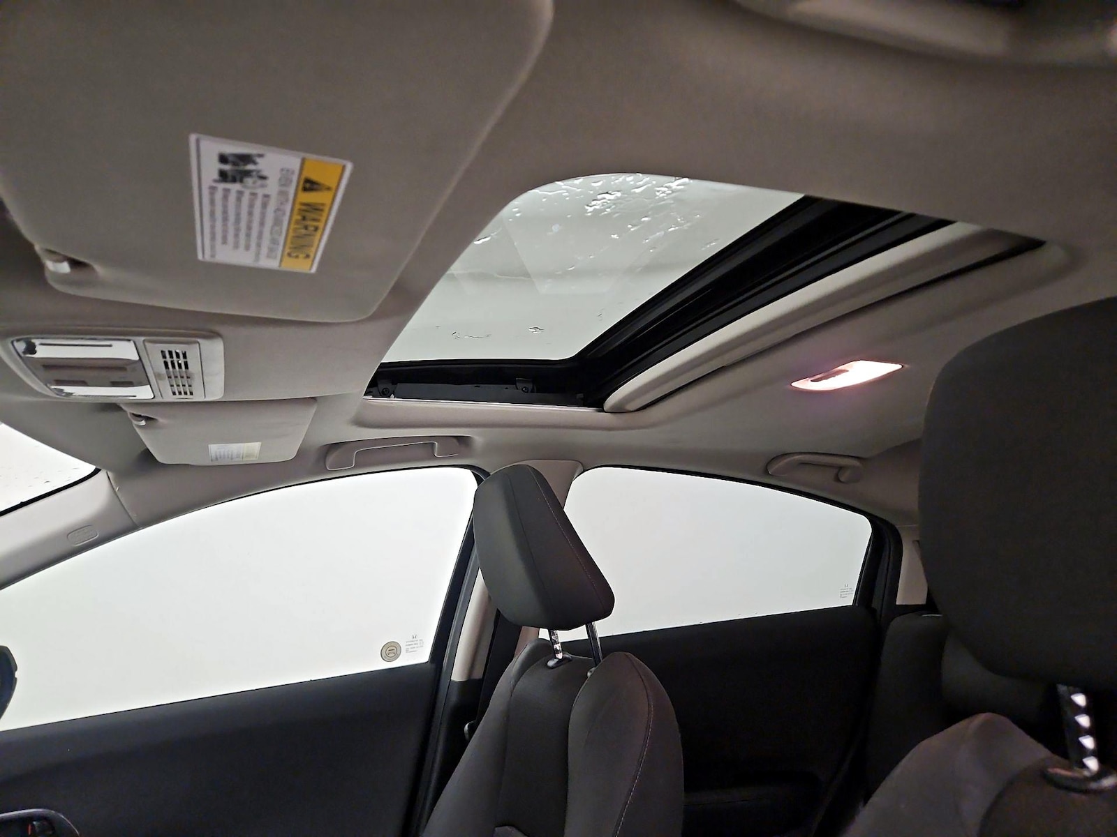 Sunroof(s) & Overhead Airbags
