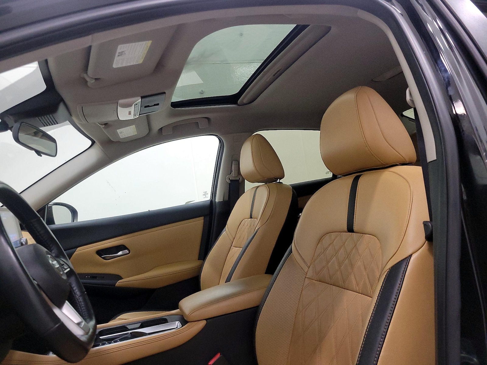 Sunroof(s) & Overhead Airbags