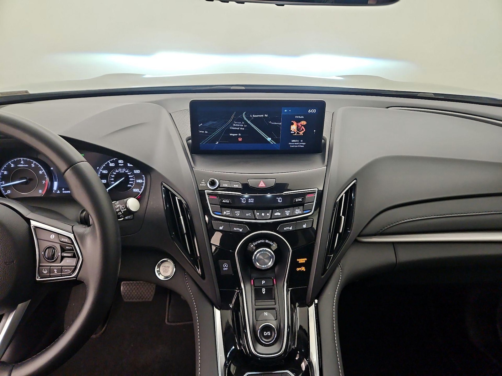 Apple CarPlay® & Android Auto™