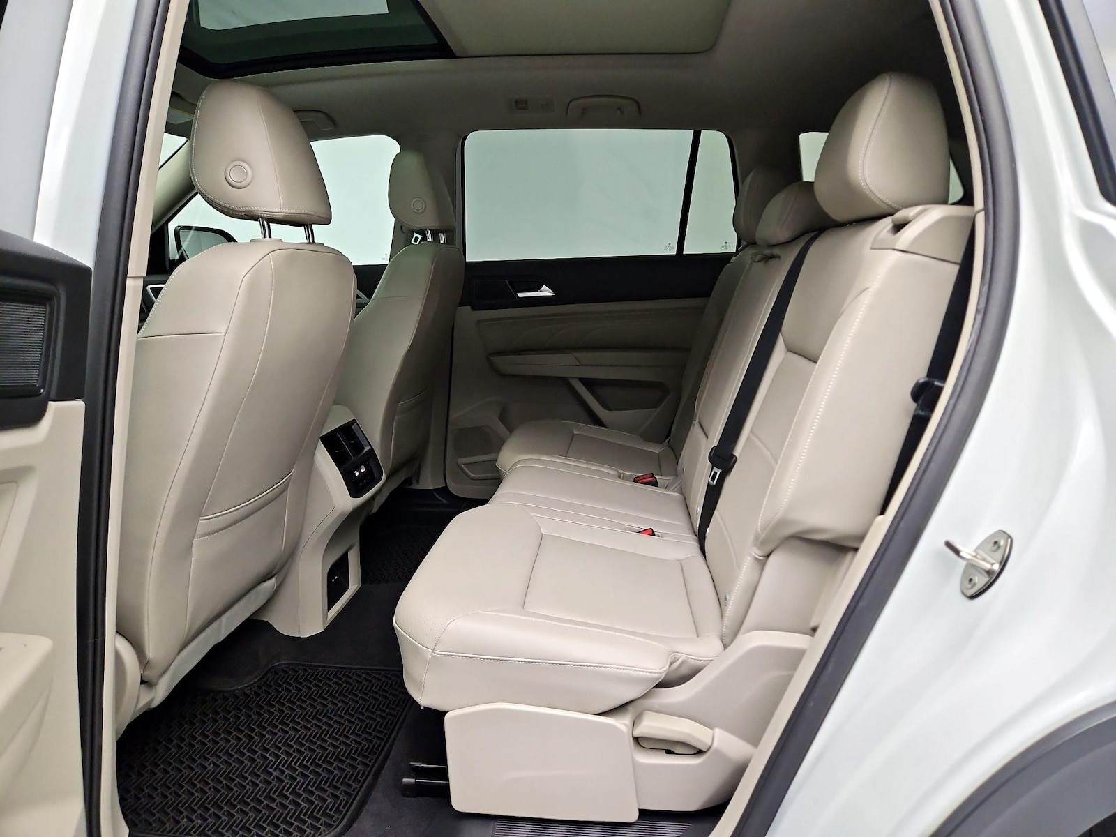 Rear Air Conditioning